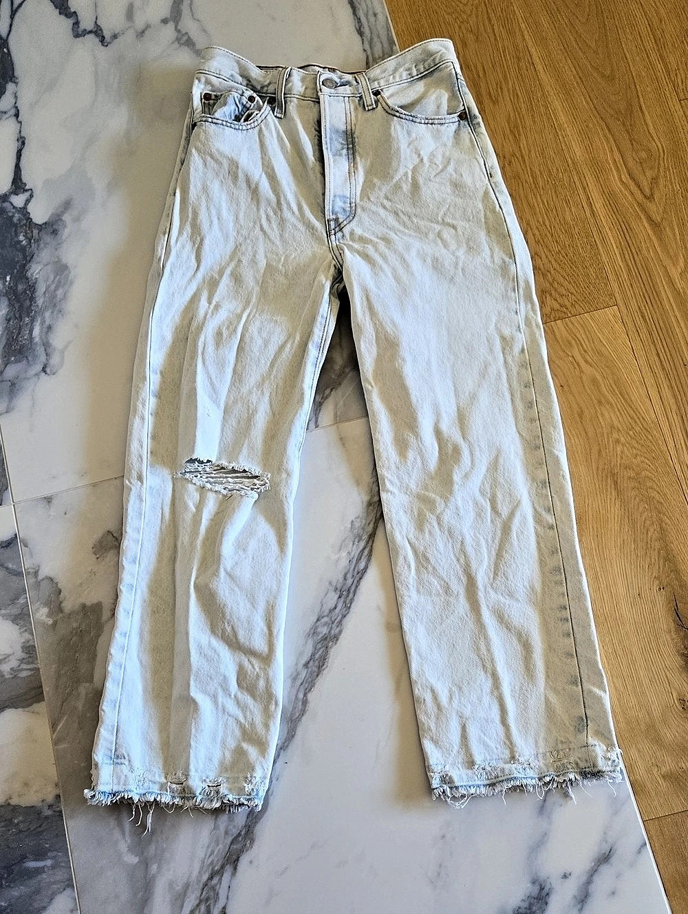 Levi's Straight Jeans Straight Leg Distressed Jeans White Waist 27 X L27, GUC